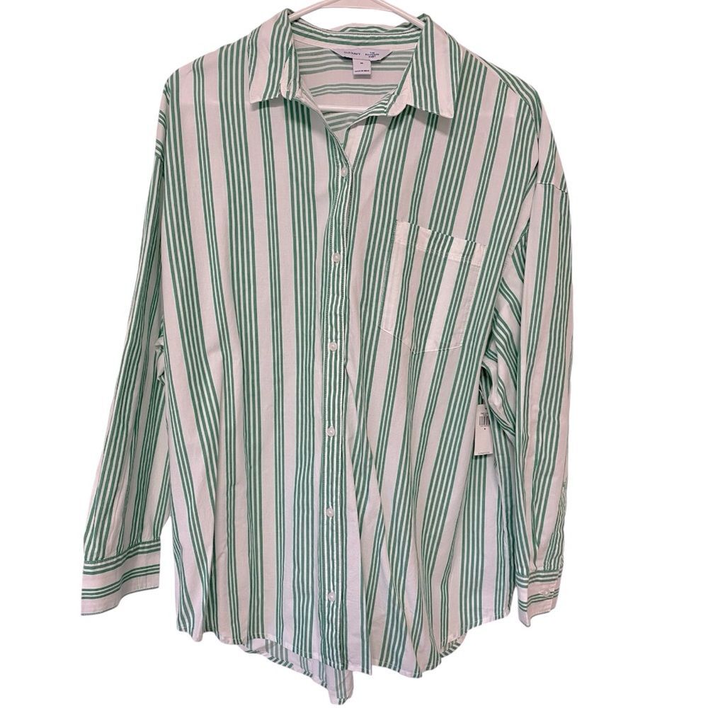 Old Navy Oversized Button-Down Boyfriend Shirt Size M - Picture 1 of 7